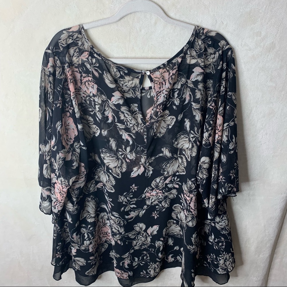 Torrid Black Floral Peplum Top